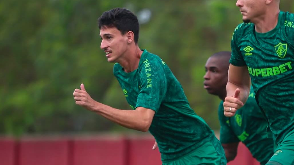 Novidades - Gustavo Cintra Jogador do Fluminense