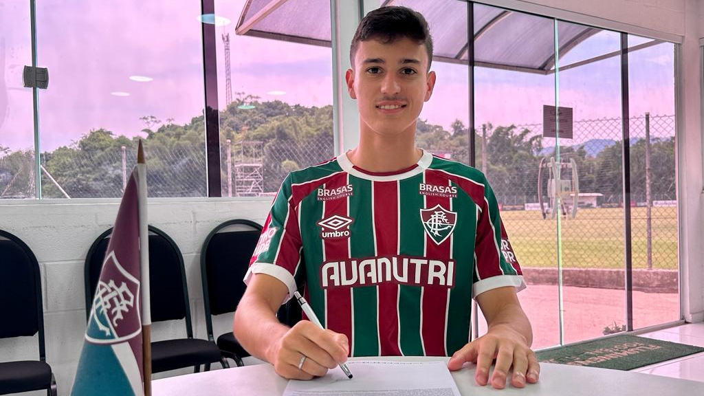 Novidades - Gustavo Cintra Jogador do Fluminense