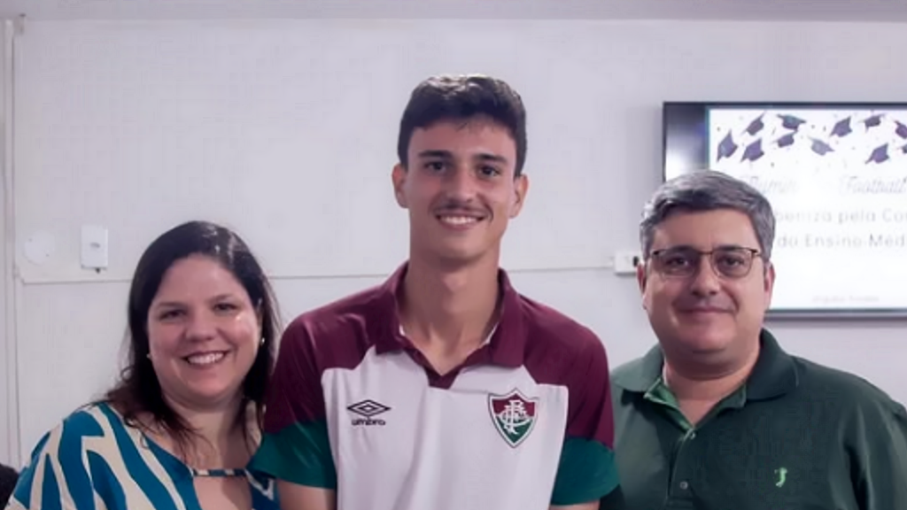 Novidades - Gustavo Cintra Jogador do Fluminense