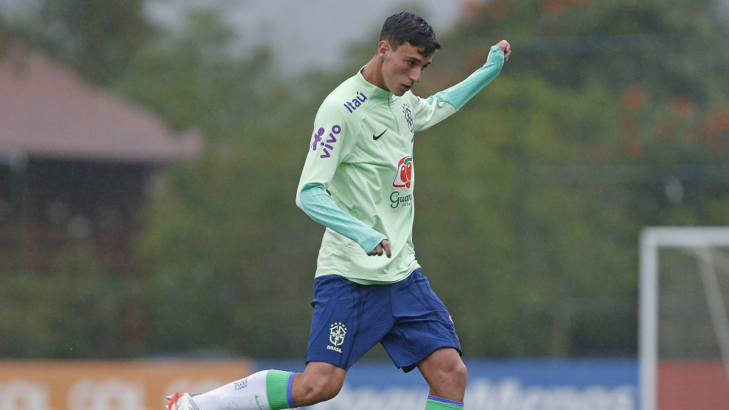 Novidades - Gustavo Cintra Jogador do Fluminense