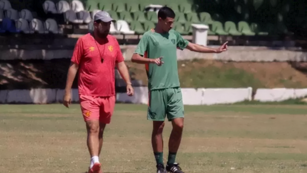 Novidades - Gustavo Cintra Jogador do Fluminense